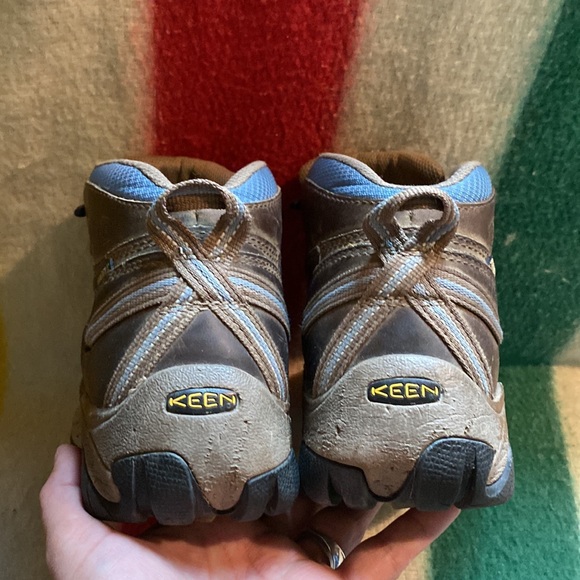 Keen waterproof boots - Picture 3 of 9